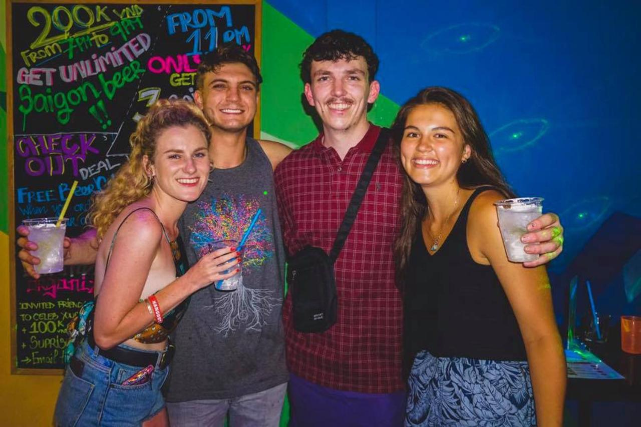 Hangout Hostel Hcm (Adults Only) Bandar Ho Chi Minh Luaran gambar
