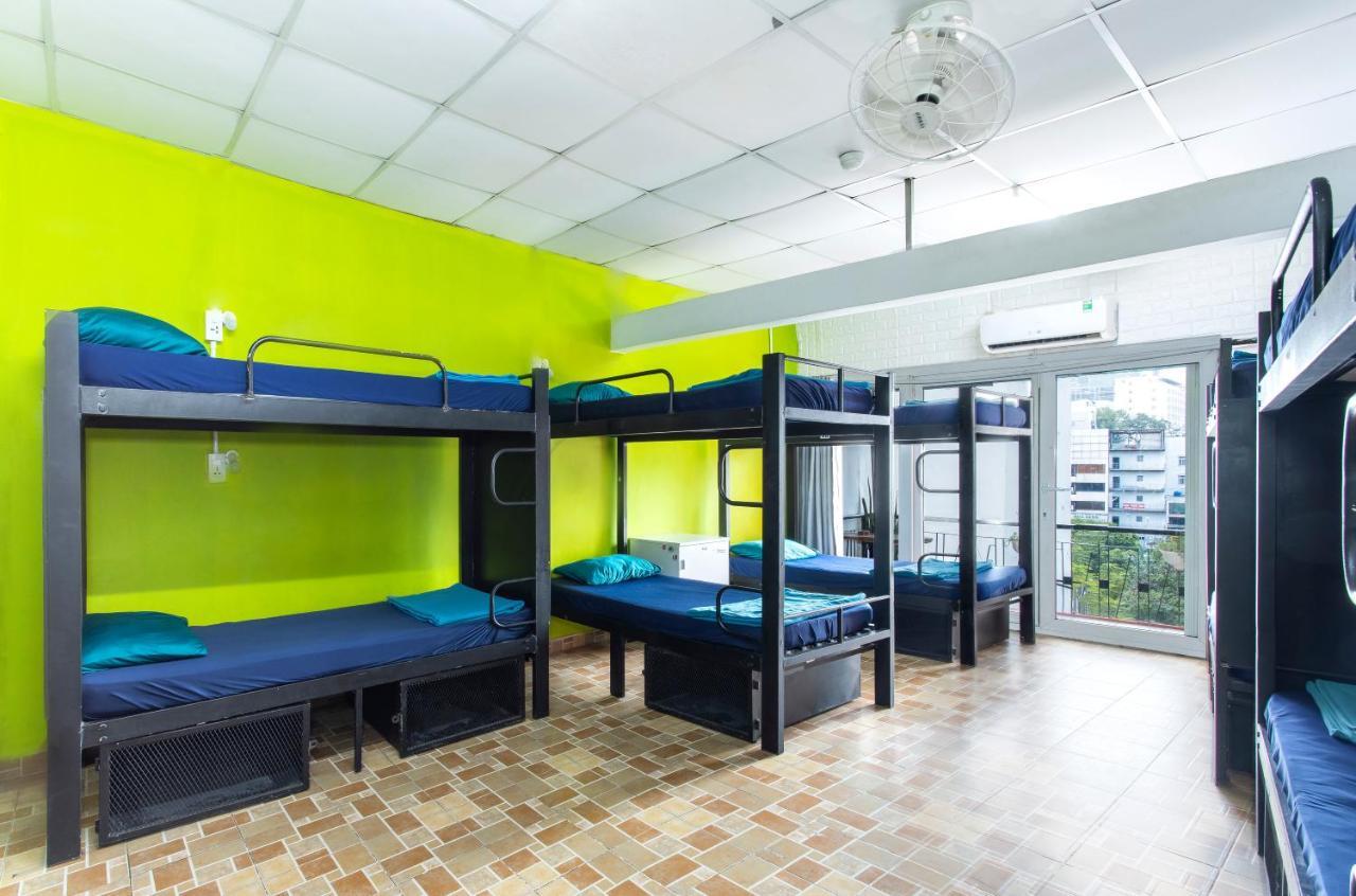 Hangout Hostel Hcm (Adults Only) Bandar Ho Chi Minh Luaran gambar