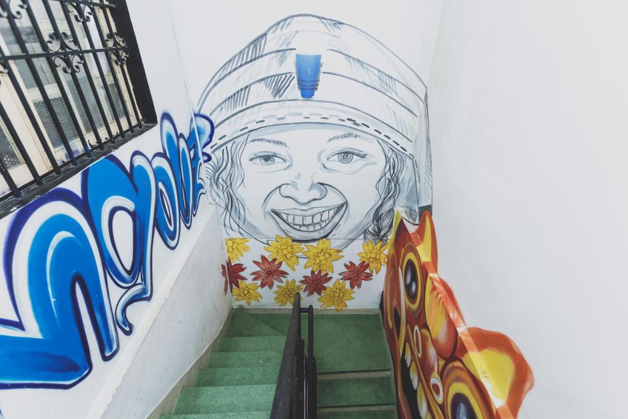 Hangout Hostel Hcm (Adults Only) Bandar Ho Chi Minh Luaran gambar